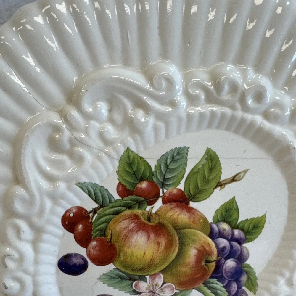 The Unbranded Brand vintage ceramic